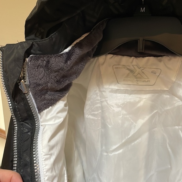 ZeroXposure Ski Jacket - Picture 3 of 5